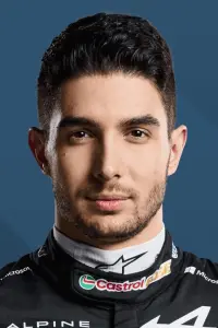 Фото  (Esteban Ocon)