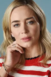 Фото Емілі Блант (Emily Blunt)