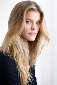 Фото  (Nina Agdal)