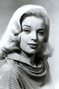 Фото Діана Дорс (Diana Dors)