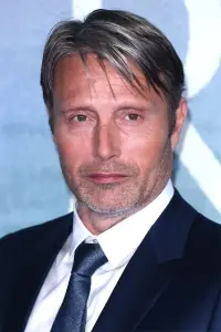 Фото Мадс Міккельсен (Mads Mikkelsen)