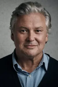 Фото Конлет Хілл (Conleth Hill)