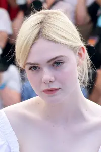 Фото Ель Феннінг (Elle Fanning)