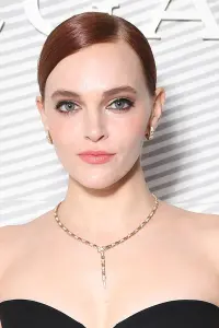 Фото Мадлен Брюер (Madeline Brewer)