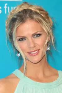 Фото Бруклін Декер (Brooklyn Decker)