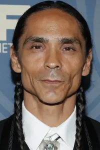 Фото Зан МакКларнон (Zahn McClarnon)