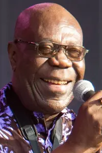 Фото  (Manu Dibango)