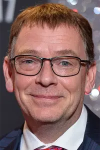 Фото  (Adam Woodyatt)