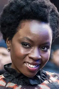 Фото Данай Гуріра (Danai Gurira)