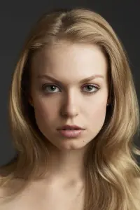 Фото Пенелопа Мітчелл (Penelope Mitchell)