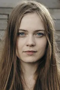 Фото Гера Хільмар (Hera Hilmar)