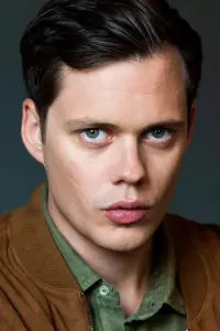 Фото Білл Скарсгард (Bill Skarsgård)