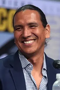 Фото Майкл Сіроокий (Michael Greyeyes)