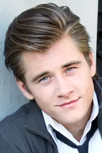 Фото Люк Бенвард (Luke Benward)