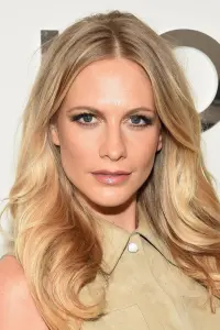 Фото  (Poppy Delevingne)