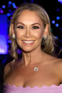 Фото  (Kym Johnson)