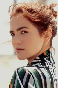 Фото Зої Дойч (Zoey Deutch)