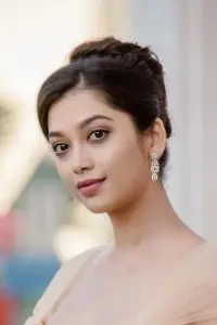 Фото  (Digangana Suryavanshi)