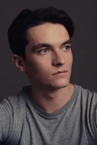 Фото Фіон Уайтхед (Fionn Whitehead)