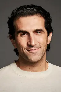 Фото Йозеф Фарес (Josef Fares)