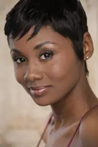 Фото  (Emayatzy Corinealdi)