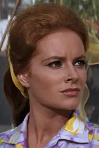 Фото Лучана Палуцці (Luciana Paluzzi)