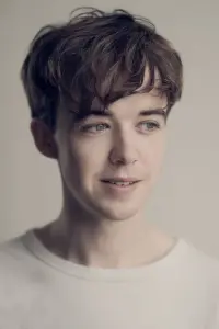 Фото Алекс Лотер (Alex Lawther)