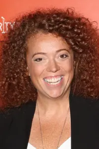 Фото  (Michelle Wolf)