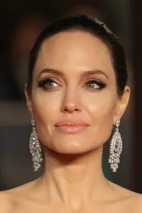 Фото Анджеліна Джолі (Angelina Jolie)