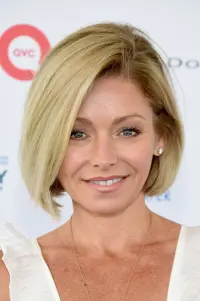 Фото Келлі Ріпа (Kelly Ripa)