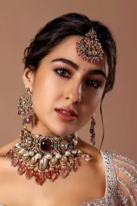 Фото  (Sara Ali Khan)