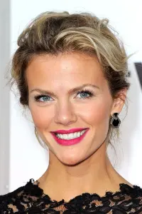 Фото Бруклін Декер (Brooklyn Decker)