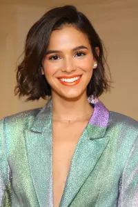 Фото Бруна Маркезін (Bruna Marquezine)