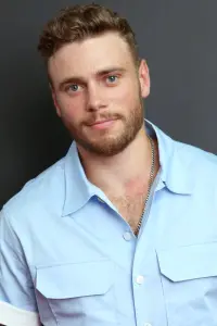 Фото  (Gus Kenworthy)