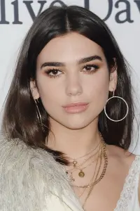 Фото Дуа Ліпа (Dua Lipa)