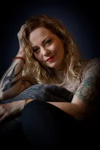 Фото Аннеке ван Гірсберген (Anneke van Giersbergen)