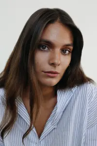 Фото Кейтлін Стейсі (Caitlin Stasey)