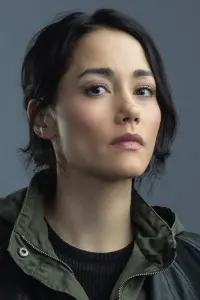 Фото Сандрін Холт (Sandrine Holt)