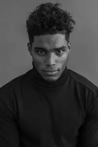 Фото  (Rome Flynn)