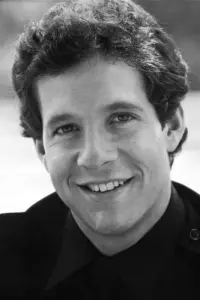 Фото Стів Гуттенберг (Steve Guttenberg)