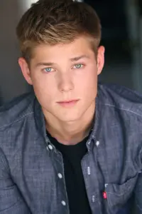 Фото  (Mason Dye)