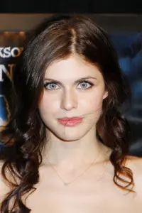 Фото Олександра Даддаріо (Alexandra Daddario)