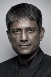 Фото Аділь Хусейн (Adil Hussain)