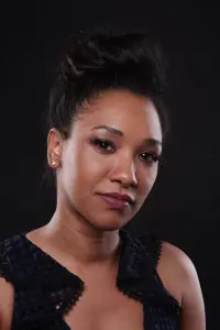 Фото  (Candice Patton)