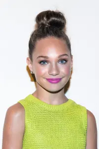 Фото Медді Зіглер (Maddie Ziegler)