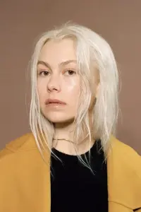 Фото  (Phoebe Bridgers)