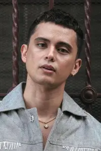 Фото  (James Reid)