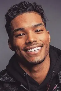 Фото  (Rome Flynn)