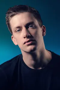 Фото  (Daniel Sloss)