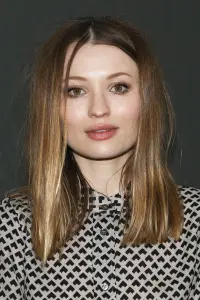 Фото Емілі Браунінг (Emily Browning)